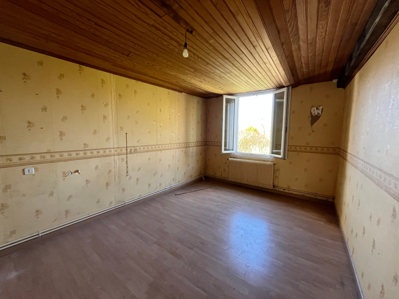 French property for sale in La Rochebeaucourt-et-Argentine, Dordogne - €88,000 - photo 5