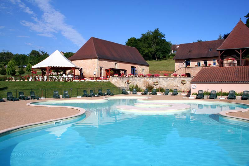 French property for sale in Boisseuilh, Dordogne - &#8364;2,940,000 - photo 2