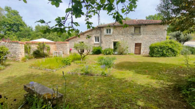 French property for sale in Villiers-le-Roux, Charente - €277,000 - photo 5