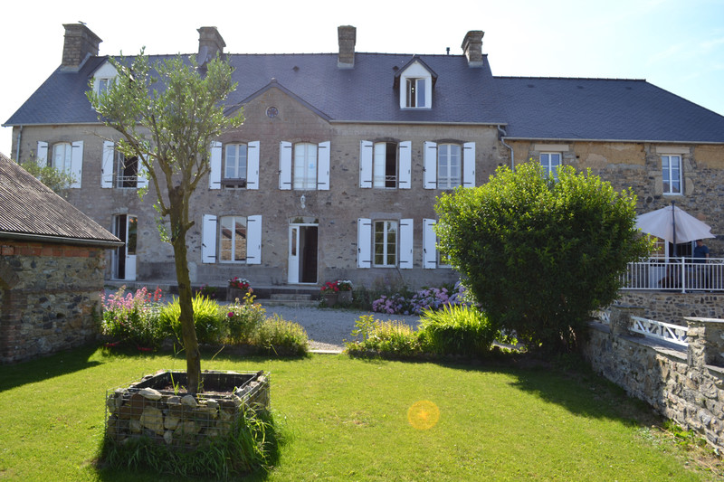 French property for sale in Camprond, Manche - €547,000 - photo 12