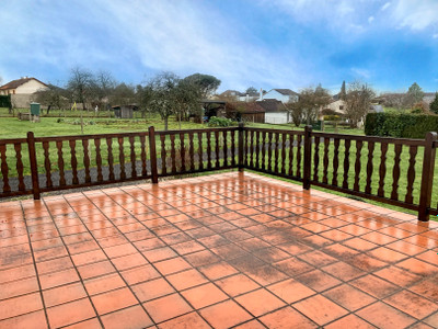 French property for sale in L'Isle-Jourdain, Vienne - €130,000 - photo 7