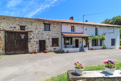 Maison à vendre à Saulgond, Charente, Poitou-Charentes, avec Leggett Immobilier