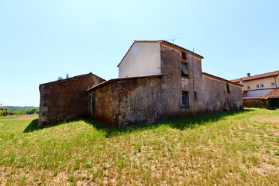 French property for sale in Montbron, Charente - €93,500 - photo 5