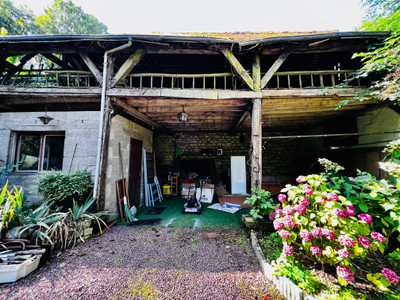 French property for sale in Chinon, Indre-et-Loire - €274,300 - photo 9