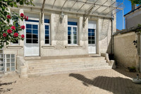Propriété à vendre à Cognac, Charente - 455 800 € - photo n°2