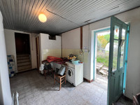 Maison à vendre à Saint-Laurent-des-Combes, Charente - 246.100 € - photo 6