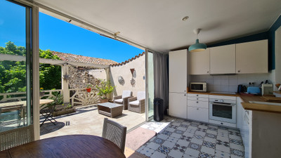 Maison à vendre à Roujan, Hérault, Languedoc-Roussillon, avec Leggett Immobilier