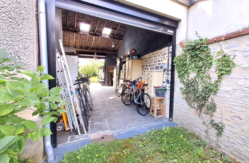 French property for sale in Caen, Calvados - €585,106 - photo 9