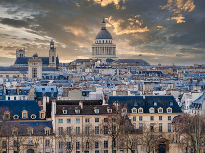 Rare : Vues Panoramiques Seine, Notre Dame & monuments, 127m2, 2 Chambres/2Sdb, 7eme asc, Ile Saint Louis. 