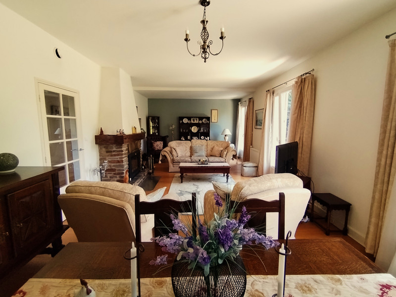 French property for sale in Saint-Pardoux-Corbier, Corrèze - €369,000 - photo 6