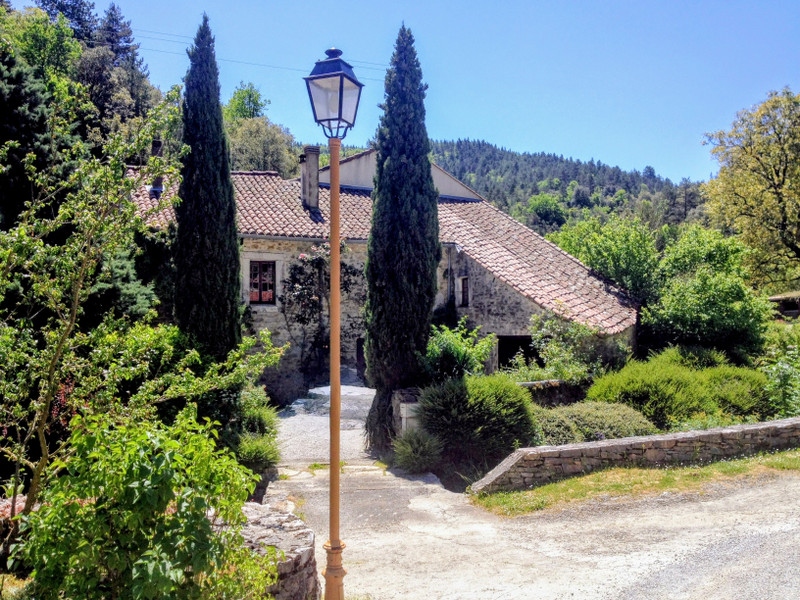 French property for sale in Courniou, Herault - €318,000 - photo 1