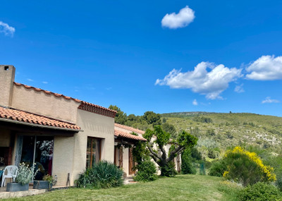 Maison à vendre à Caunes-Minervois, Aude, Languedoc-Roussillon, avec Leggett Immobilier
