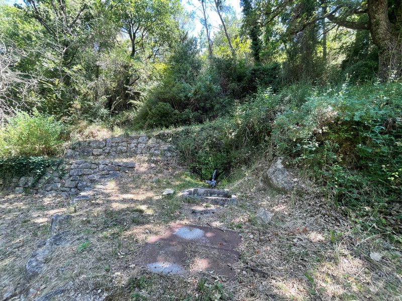 French property for sale in Tourrettes, Var - €65,000 - photo 4