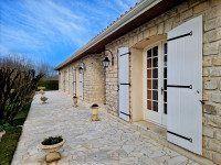 Propriété à vendre à Angoulême, Charente - 512 000 € - photo n°13