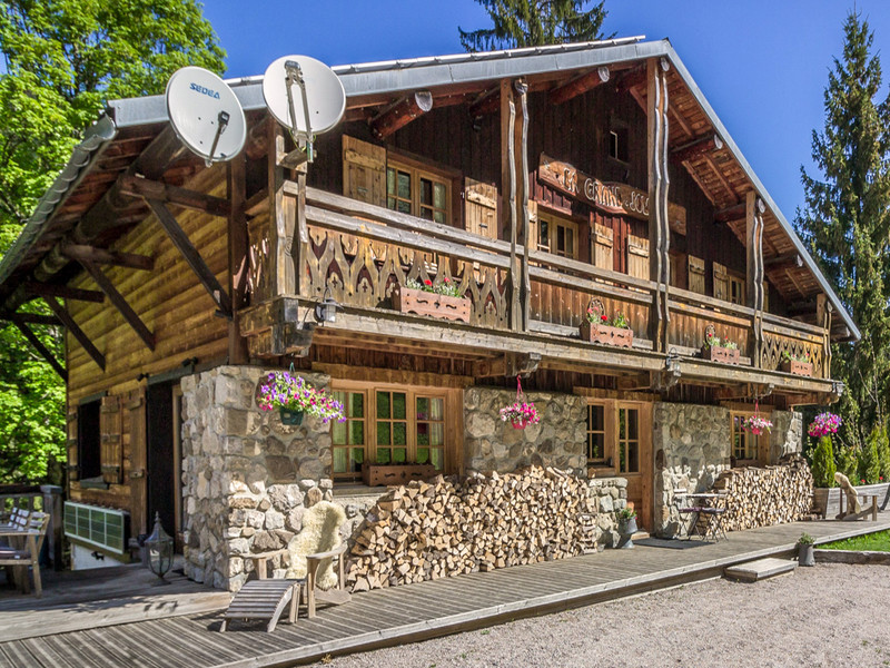 Ski property for sale in Morzine - €950,000 - photo 0