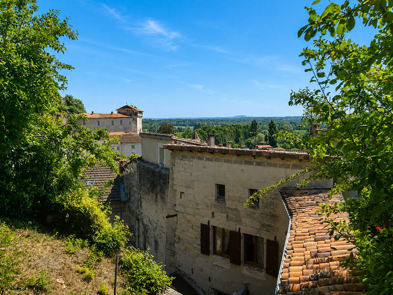 French property for sale in Aubeterre-sur-Dronne, Charente - €224,000 - photo 1