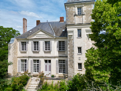 Chateau à vendre à Villeloin-Coulangé, Indre-et-Loire, Centre, avec Leggett Immobilier