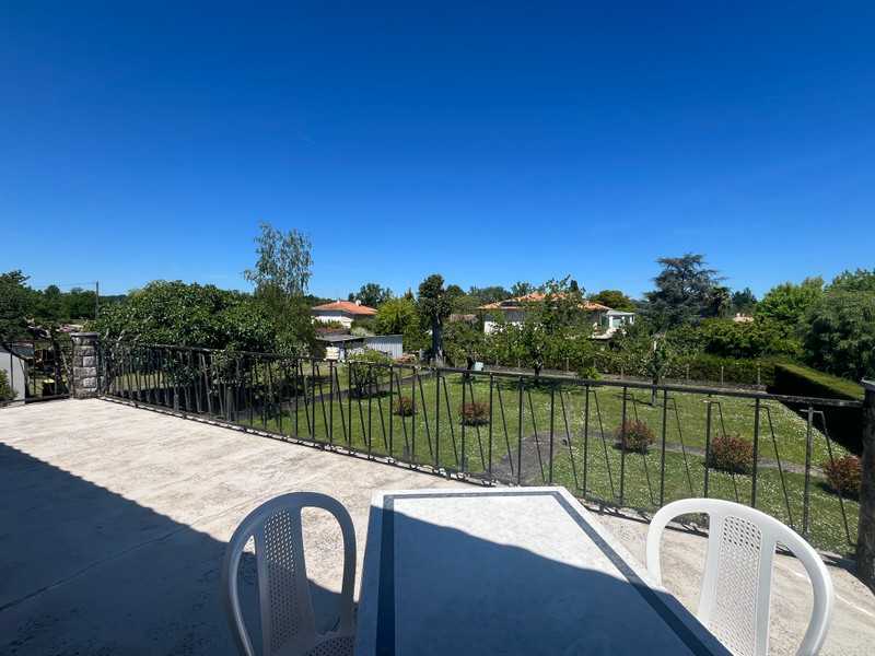 French property for sale in Pineuilh, Gironde - €143,640 - photo 5