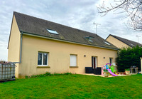 Maison à vendre à Saint-Calais-du-Désert, Mayenne - 209.677 € - photo 1
