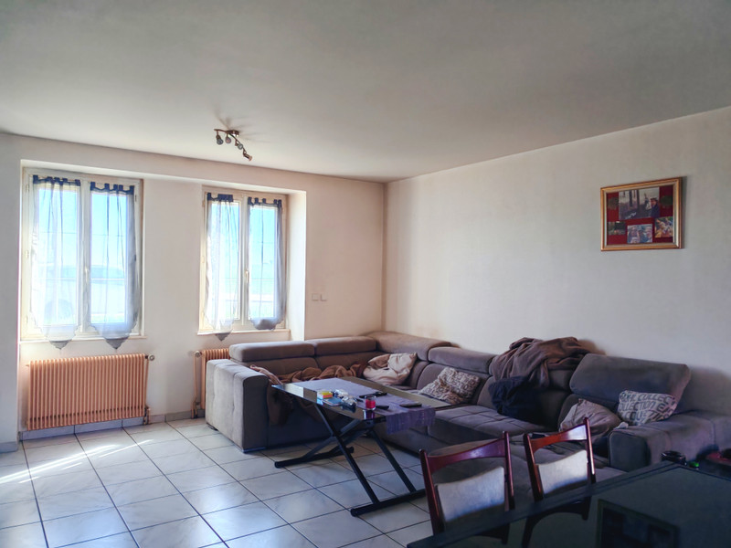 French property for sale in Saint-Éloy-les-Mines, Puy-de-Dôme - €185,000 - photo 3