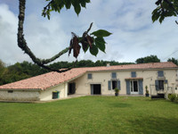Maison à vendre à Cozes, Charente-Maritime - 479.200 € - photo 2