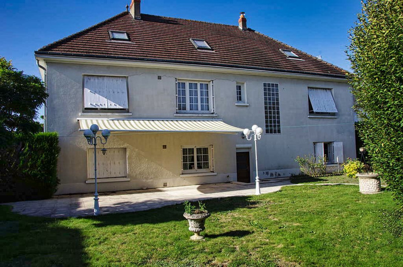 Maison à vendre à Saint-Sulpice-de-Pommeray, Loir-et-Cher - 279 000 € - photo 1