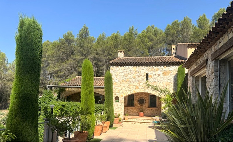 French property for sale in Auriol, Bouches-du-Rhône - €1,630,000 - photo 1
