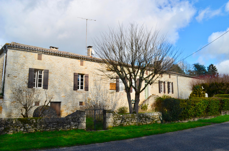 Maison à vendre à Pellegrue, Gironde - 372 500 € - photo 1