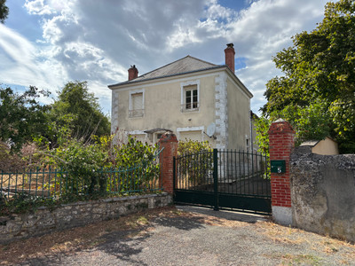 French property for sale in Vezot, Sarthe - €137,000 - photo 1