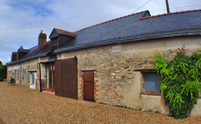 French property for sale in Mouliherne, Maine-et-Loire - €314,500 - photo 14