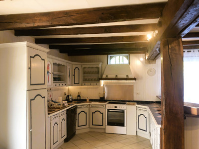 French property for sale in Ménesplet, Dordogne - €449,999 - photo 9