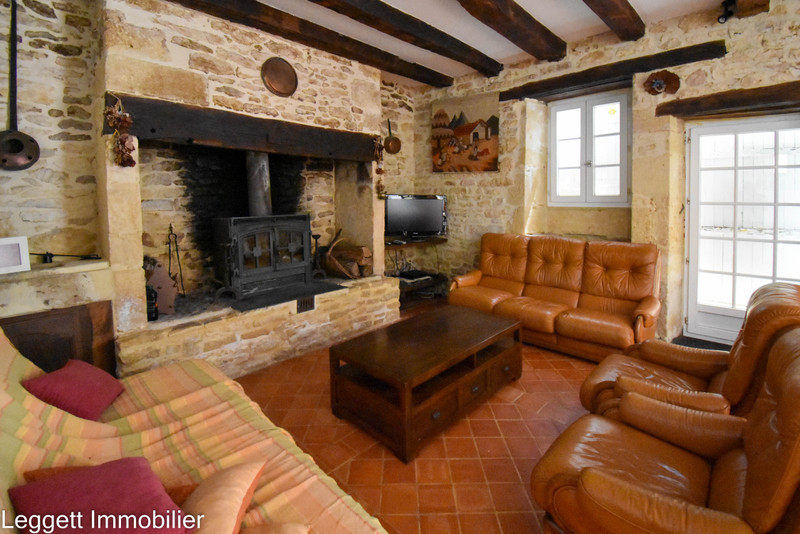 French property for sale in Aubas, Dordogne - €276,800 - photo 5