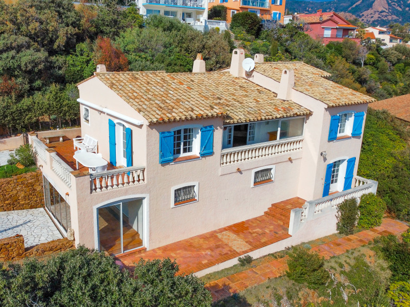 Propriété à vendre à Saint-Raphaël, Var - 1 370 000 €