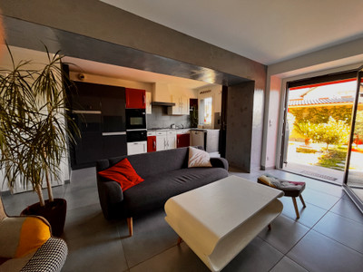 French property for sale in Bassens, Savoie - €399,000 - photo 1