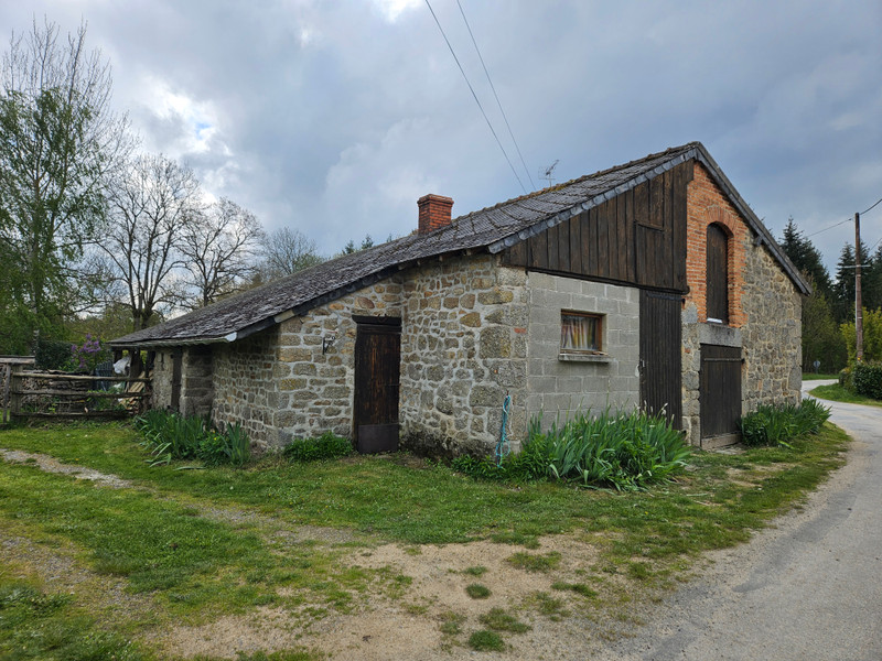 French property for sale in Mainsat, Creuse - €195,480 - photo 10