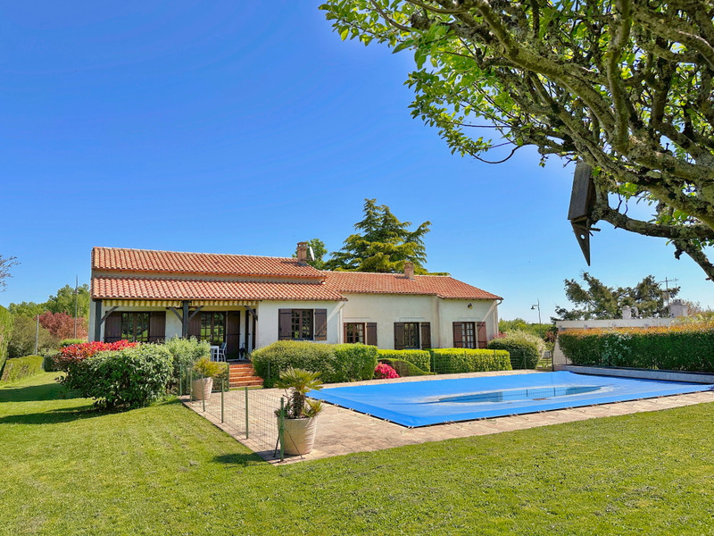 Maison à vendre à Saint Aulaye-Puymangou, Dordogne - 224.700 € - photo 1