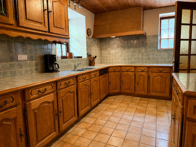 French property for sale in Izé, Mayenne - €372,500 - photo 1
