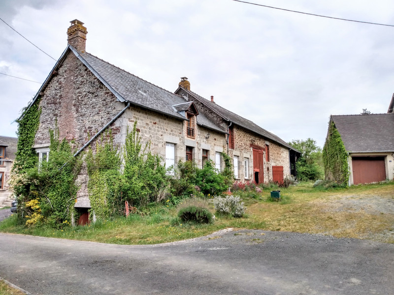 House for sale in Villepail - Mayenne - village property, house, gite ...