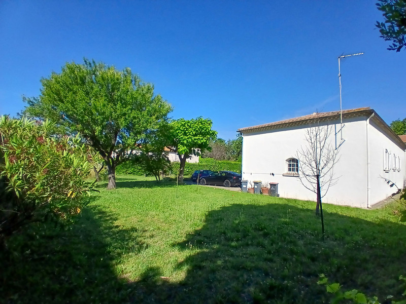 French property for sale in Pézenas, Hérault - €449,000 - photo 4