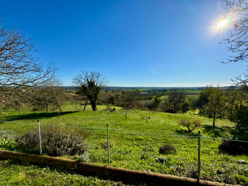French property for sale in Saint-Romain, Charente - €199,800 - photo 2