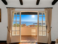 Propriété à vendre à Saint-Raphaël, Var - 1 349 000 € - photo n°2