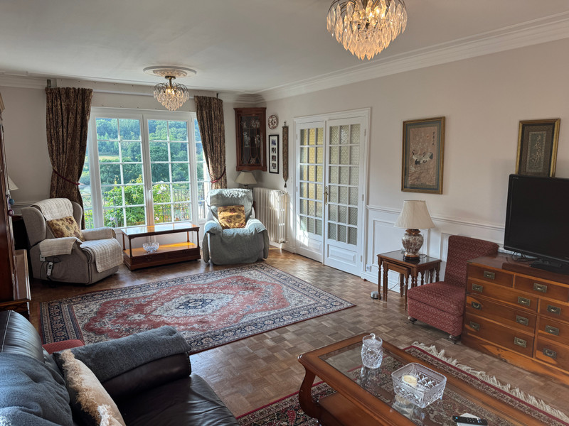 French property for sale in Gouarec, Côtes-d'Armor - €224,700 - photo 1