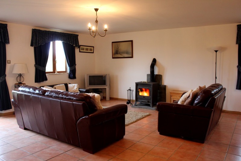French property for sale in Gennes-Longuefuye, Mayenne - €518,000 - photo 8
