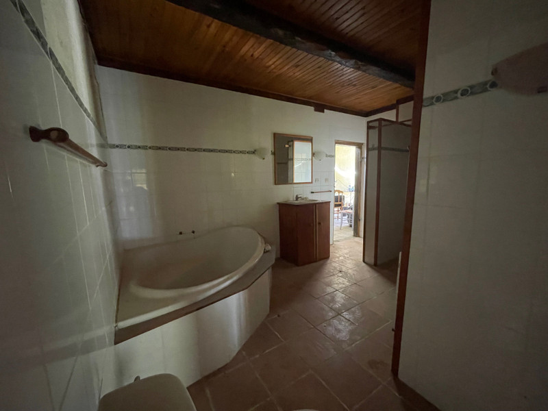 French property for sale in Saramon, Gers - €198,000 - photo 6