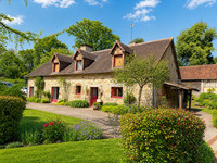 Propriété à vendre à Champsecret, Orne - 318 000 € - photo n°1