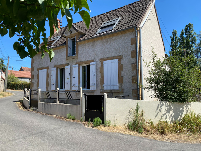 Maison à vendre à Le Châtelet, Cher - 119.900 € - photo 1