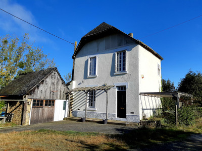 Maison à vendre à Châtillon-sur-Colmont, Mayenne, Pays de la Loire, avec Leggett Immobilier