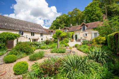 Maison à vendre à Charnizay, Indre-et-Loire, Centre, avec Leggett Immobilier