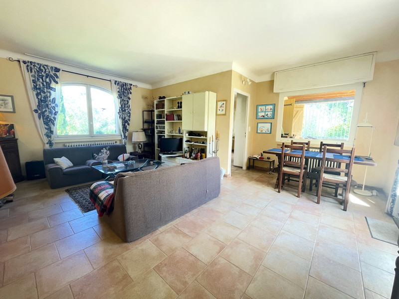 French property for sale in Saint-Paul-en-Forêt, Var - €679,000 - photo 5