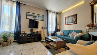 French property for sale in Perpignan, Pyrénées-Orientales - €340,000 - photo 2